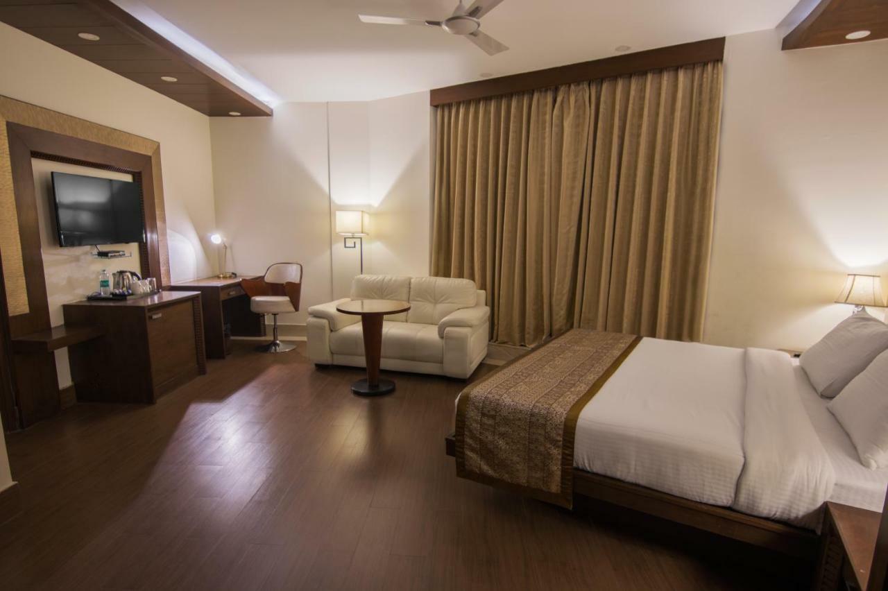 Grand Imperial Resort & Spa Mussoorie Exterior photo